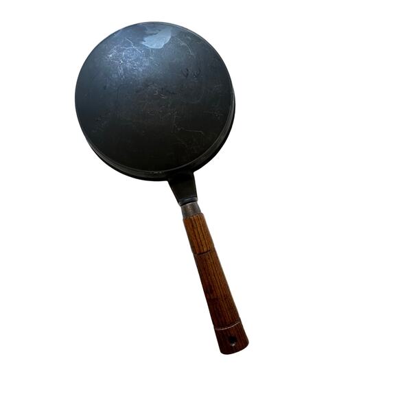 Nordic Ware Crepes N Things Cast Aluminum Pan W/ Dip Pan Crepe Maker Wood Handle - Picture 2 of 11